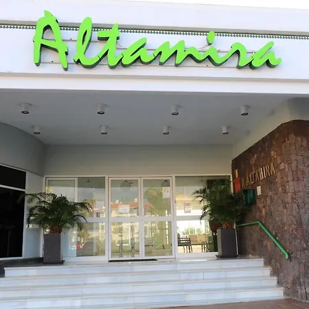 Altamira Beachfront El Duque