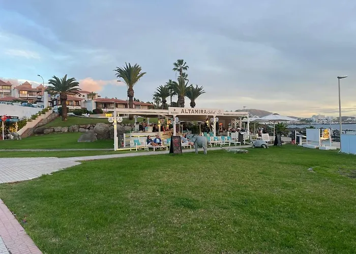 Altamira Ocean Views One Bedroom アデヘ