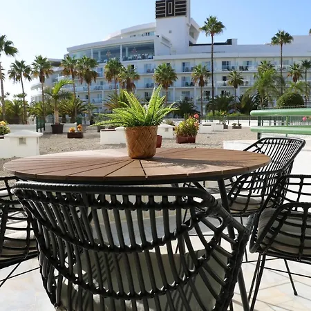 公寓 Altamira Beachfront El Duque *